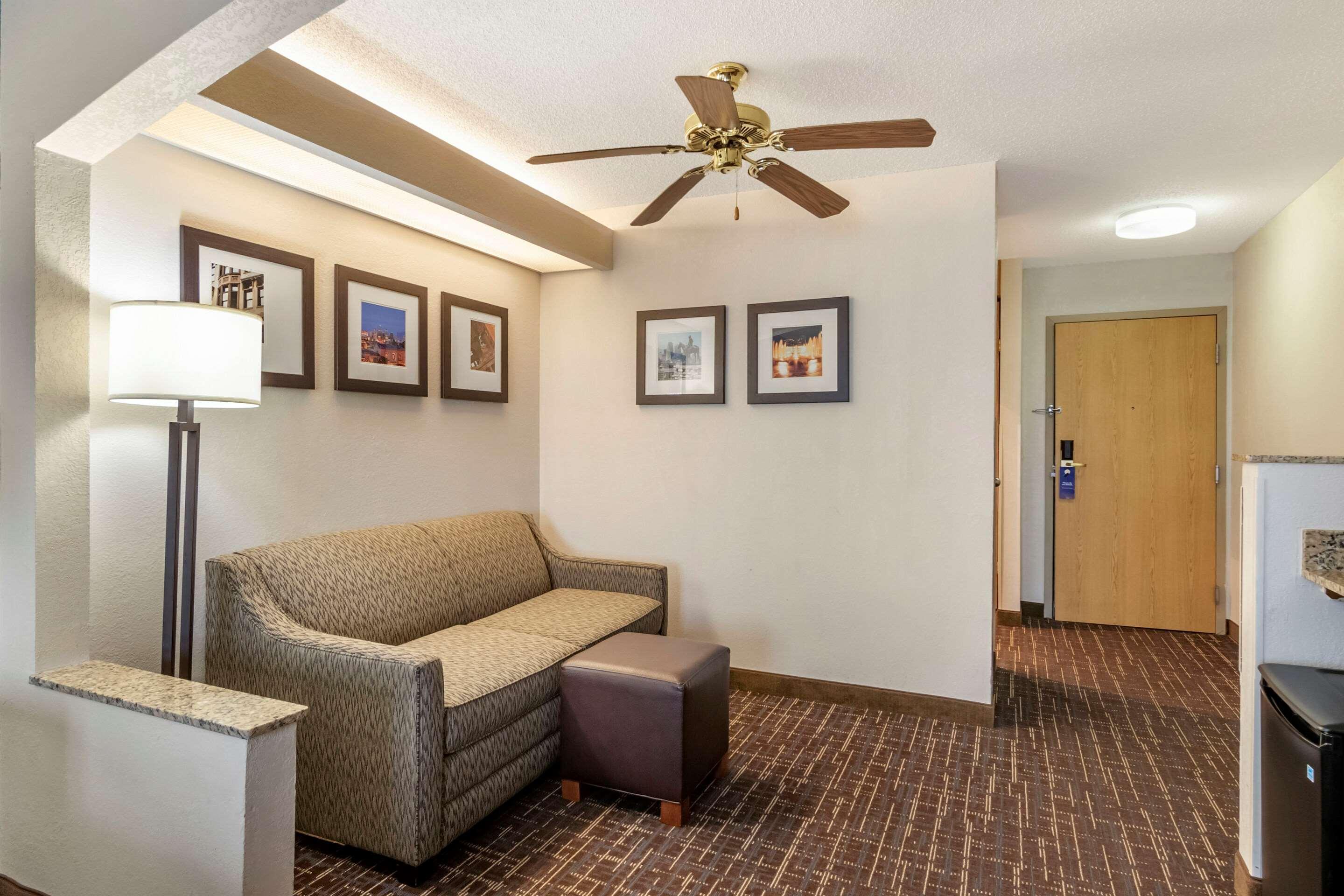 Comfort Inn & Suites Lees Summit - Kansas City Lee's Summit Ngoại thất bức ảnh
