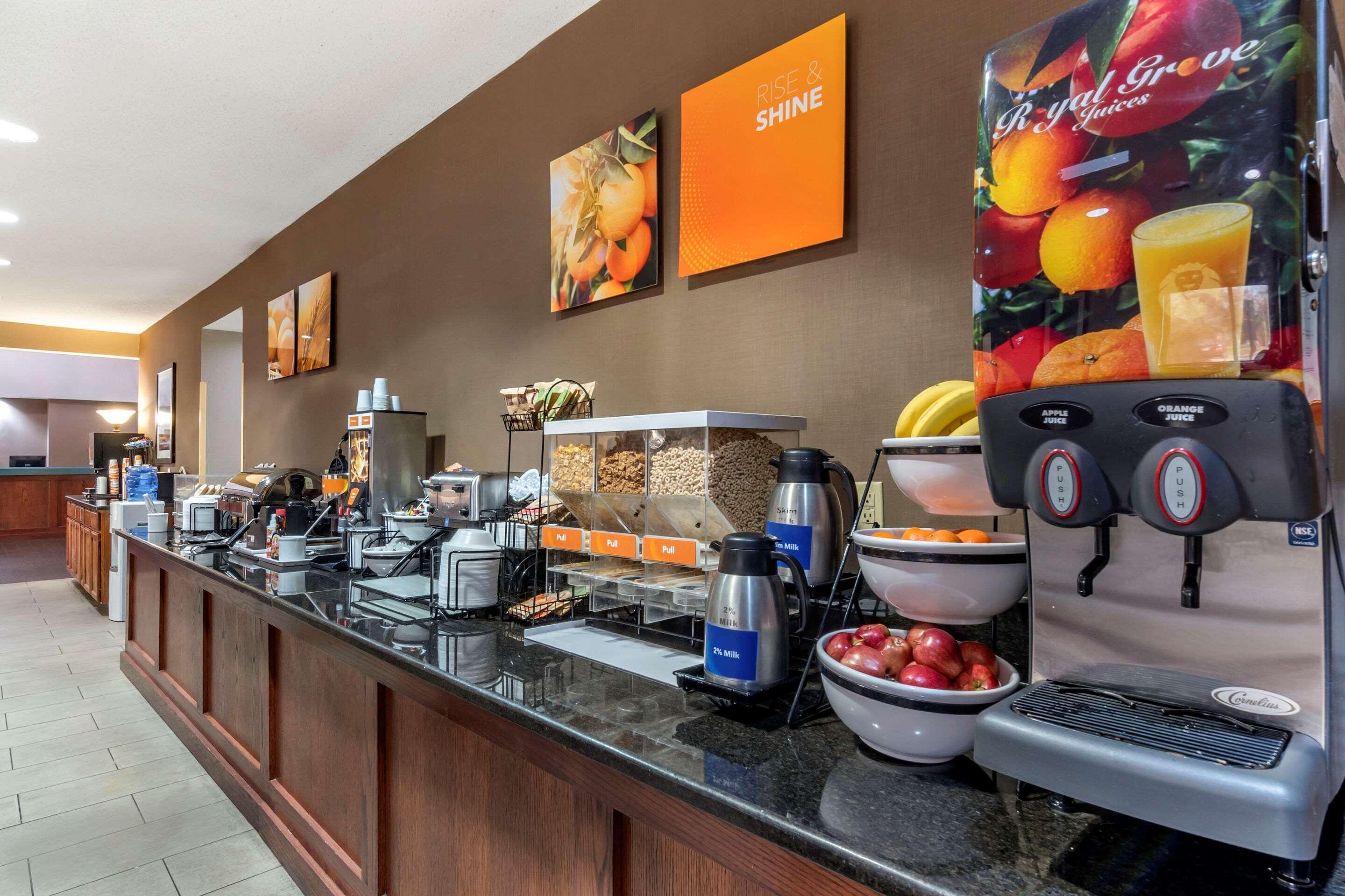Comfort Inn & Suites Lees Summit - Kansas City Lee's Summit Ngoại thất bức ảnh