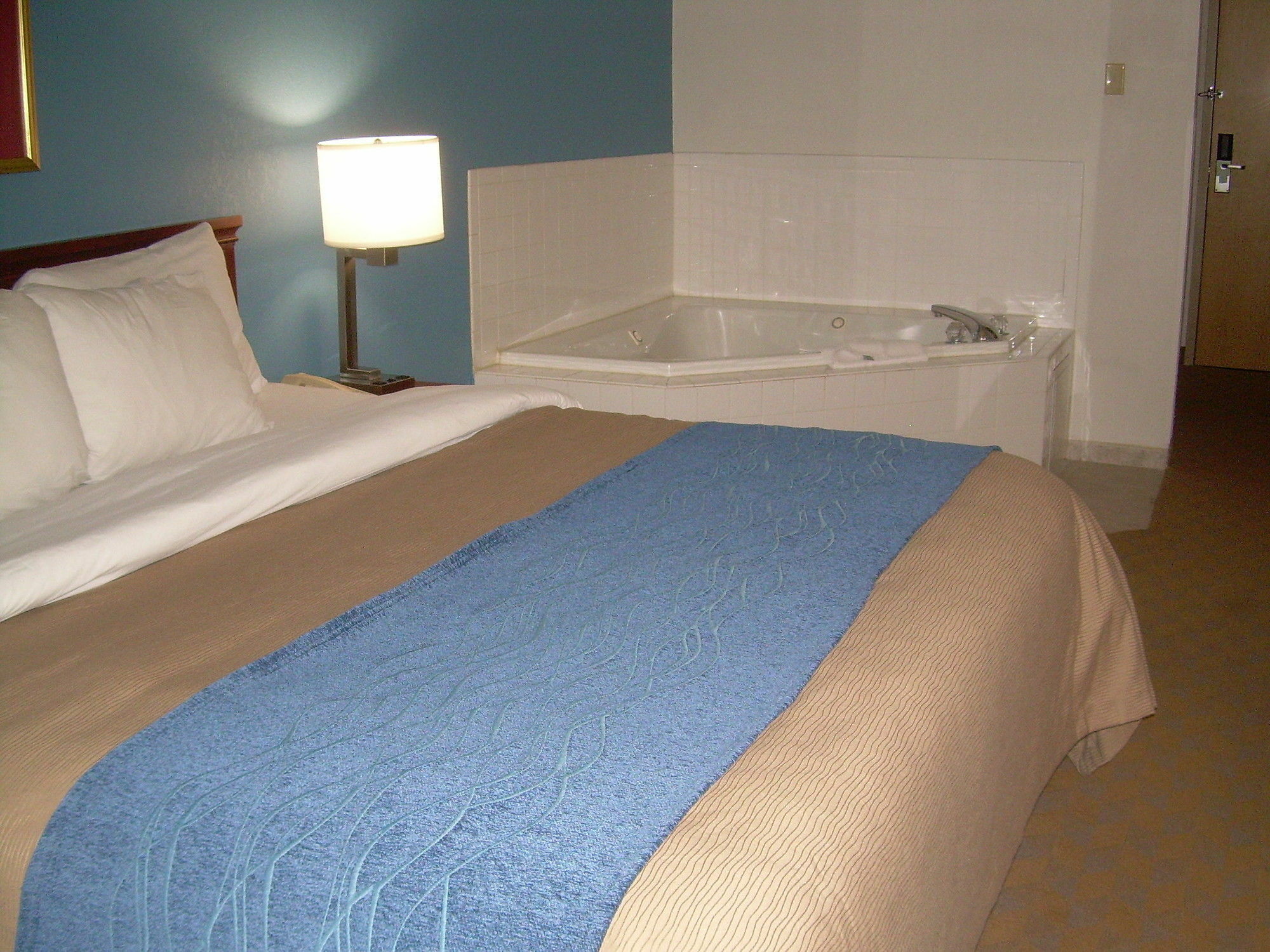 Comfort Inn & Suites Lees Summit - Kansas City Lee's Summit Ngoại thất bức ảnh